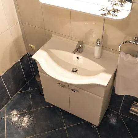 Enjoy Apartment